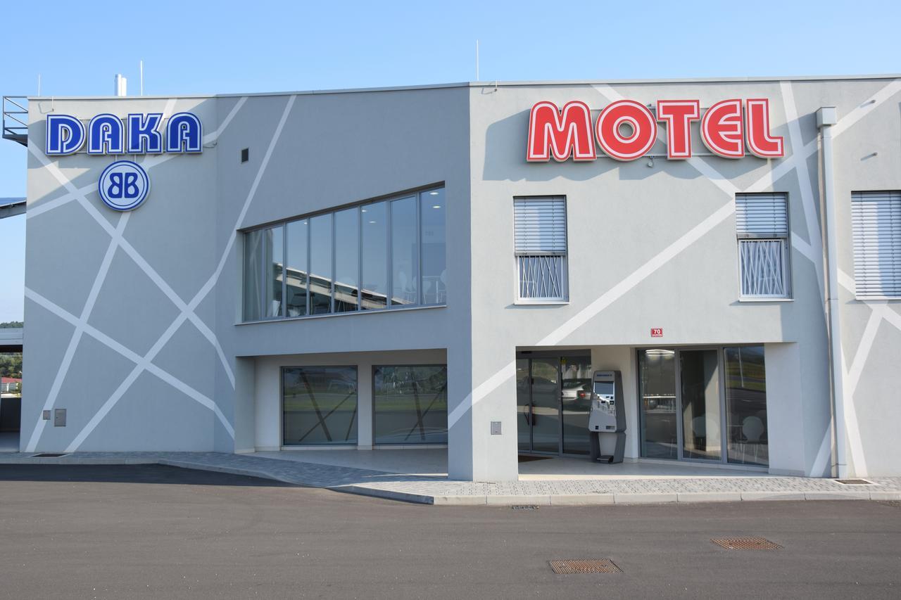 Daka Prenocisce Motell Velika Vas pri Krškem Exteriör bild